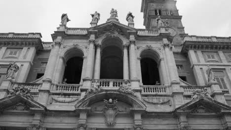 Tilt-down-Through-Facade-Exterior-Of-Basilica-Santa-Maria-Maggiore-In-Rome,-Italy