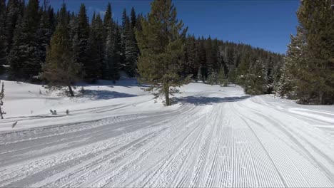 Snowboarden-Und-Skifahren-In-Colorado