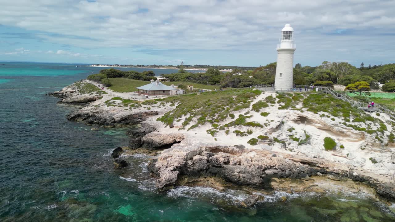 vista cinematográfica de drones de la playa del faro de bathurst
