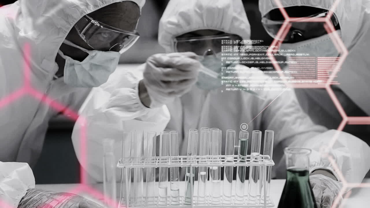 científicos que trabajan con tubos de ensayo