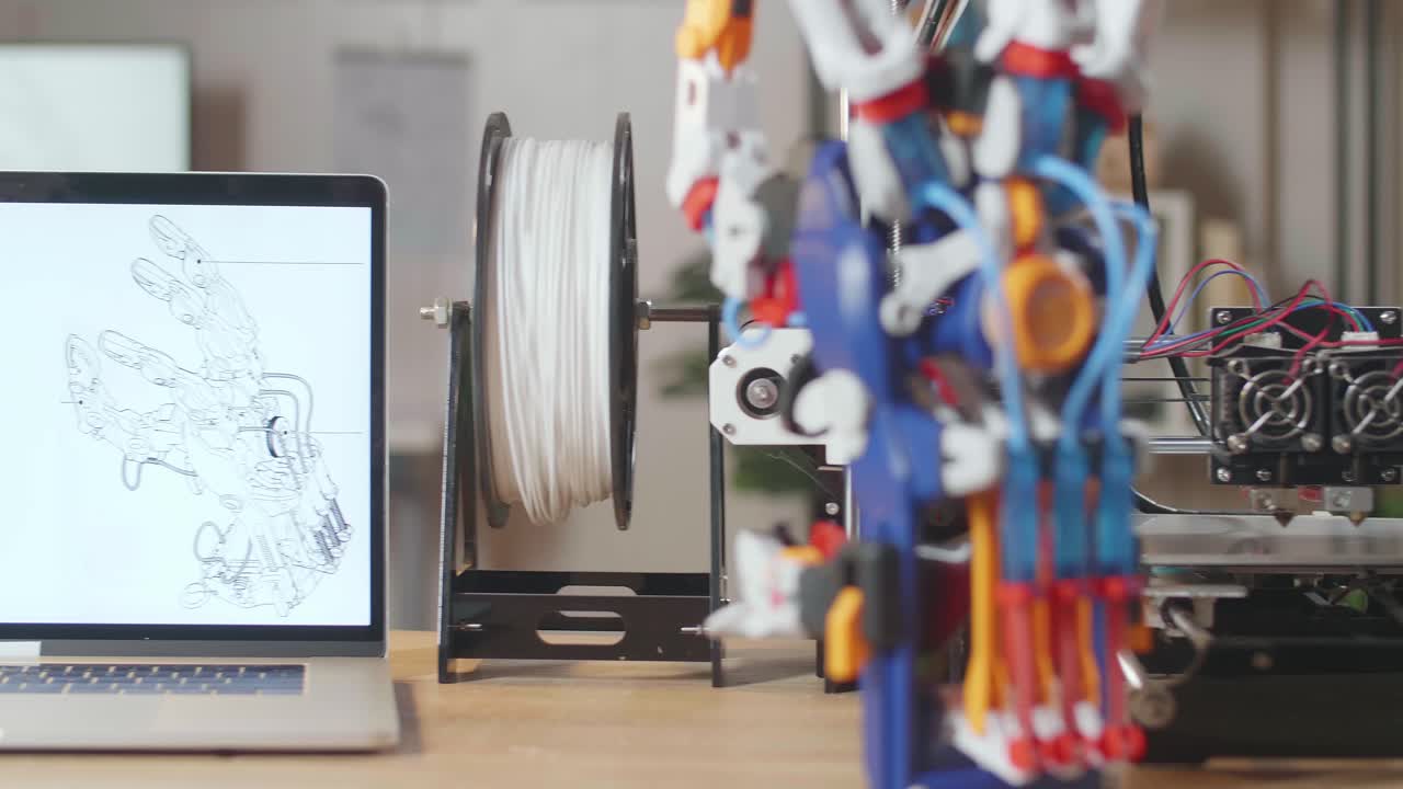 3d 인쇄 로 손 설계 및 조립