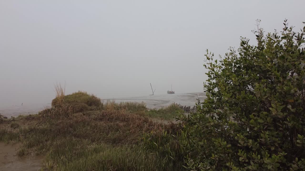 강가 강변의 충적토를 중심으로 벽돌 산업이 발달