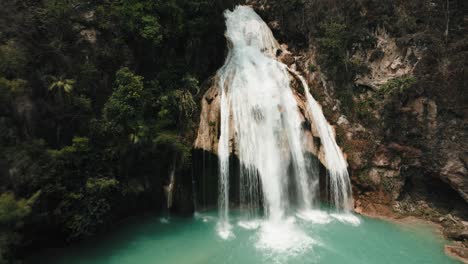 Mexican-El-Chiflon-Waterfall-With-Turquoise-Water-In-Chiapas,-Mexico---aerial-drone-shot