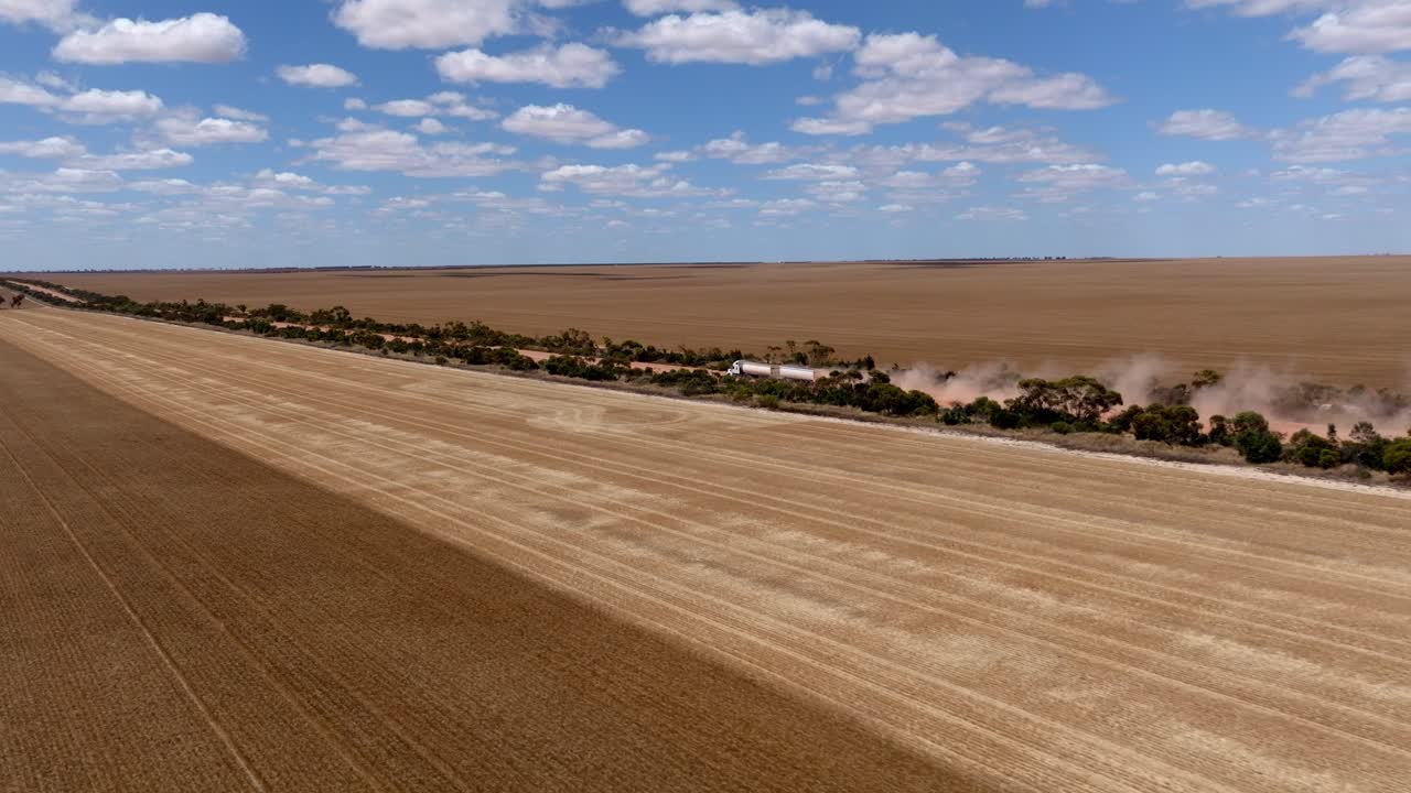 cosecha de grano de amplia hectárea en el oeste de australia