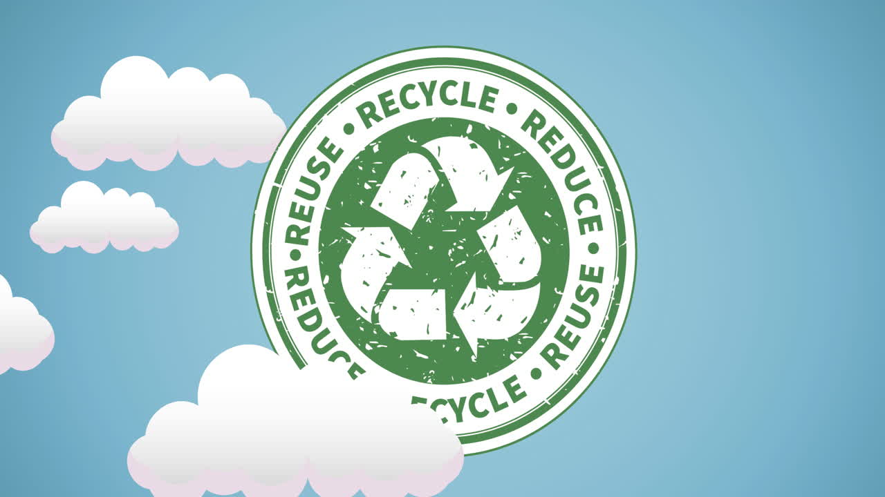 흐린 파란 하늘 배경에 재활용 텍스트와 로고의 애니메이션