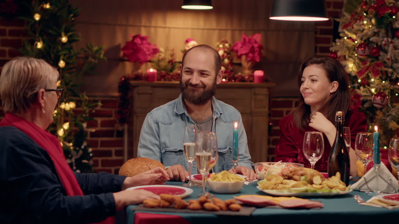 cena de navidad en familia