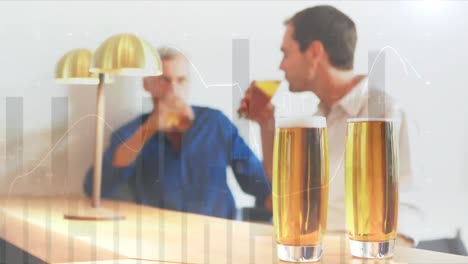 animación del procesamiento de datos financieros sobre diversos amigos bebiendo cerveza.