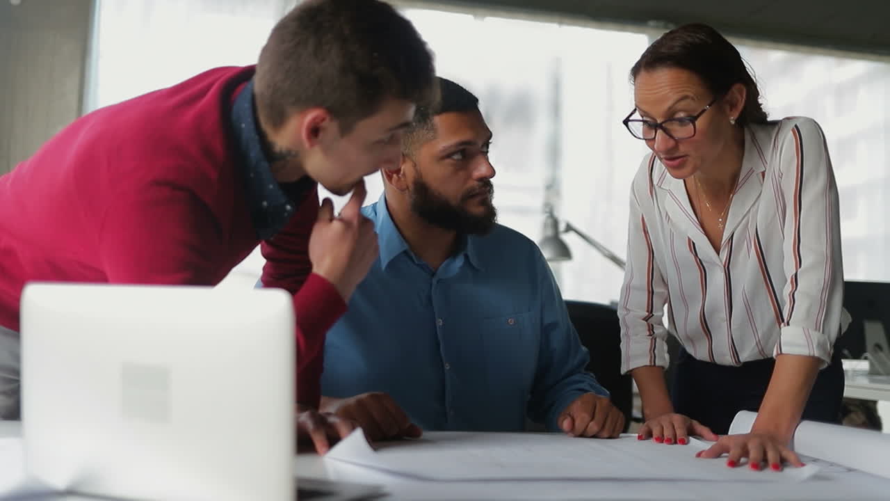 gerentes creativos en busca de nuevas ideas.