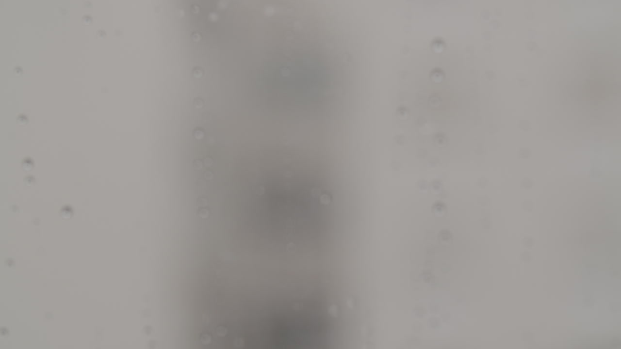 edificio residencial en clima lluvioso