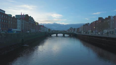 a 4k look at the dublin river liffey at low tide on a winter evening