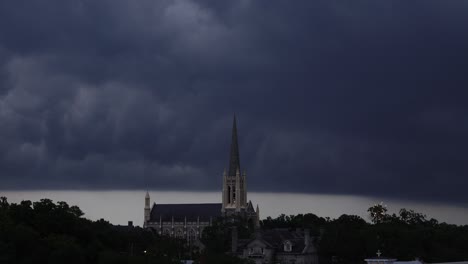 Storm-rolling-in-by-a-church-in-Wilmington,-NC