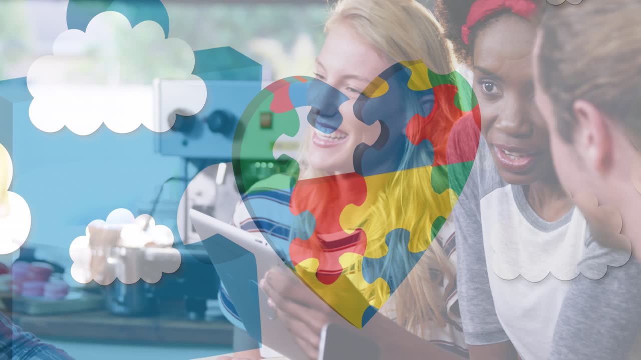 animación de piezas de rompecabezas coloridas sobre personas de negocios que utilizan dispositivos digitales