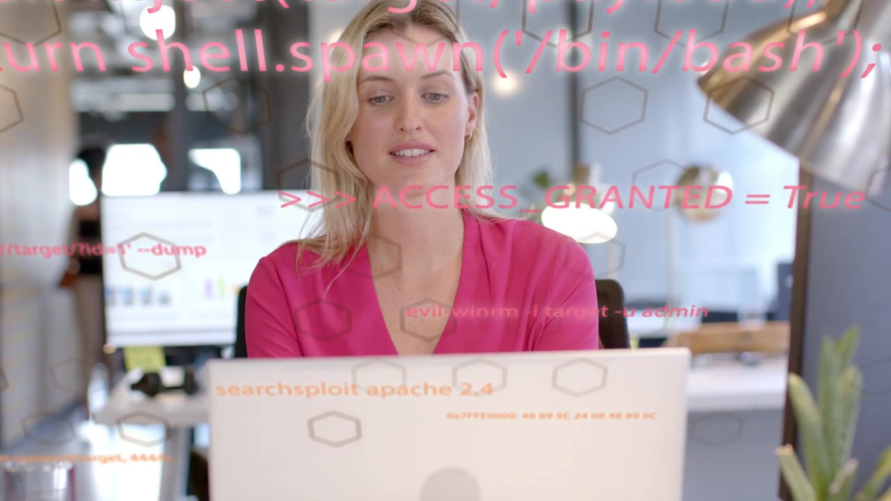 Impiegata che sposta lo sguardo da sinistra al laptop, revisionando il codice con una sovrapposizione di esagoni rosa