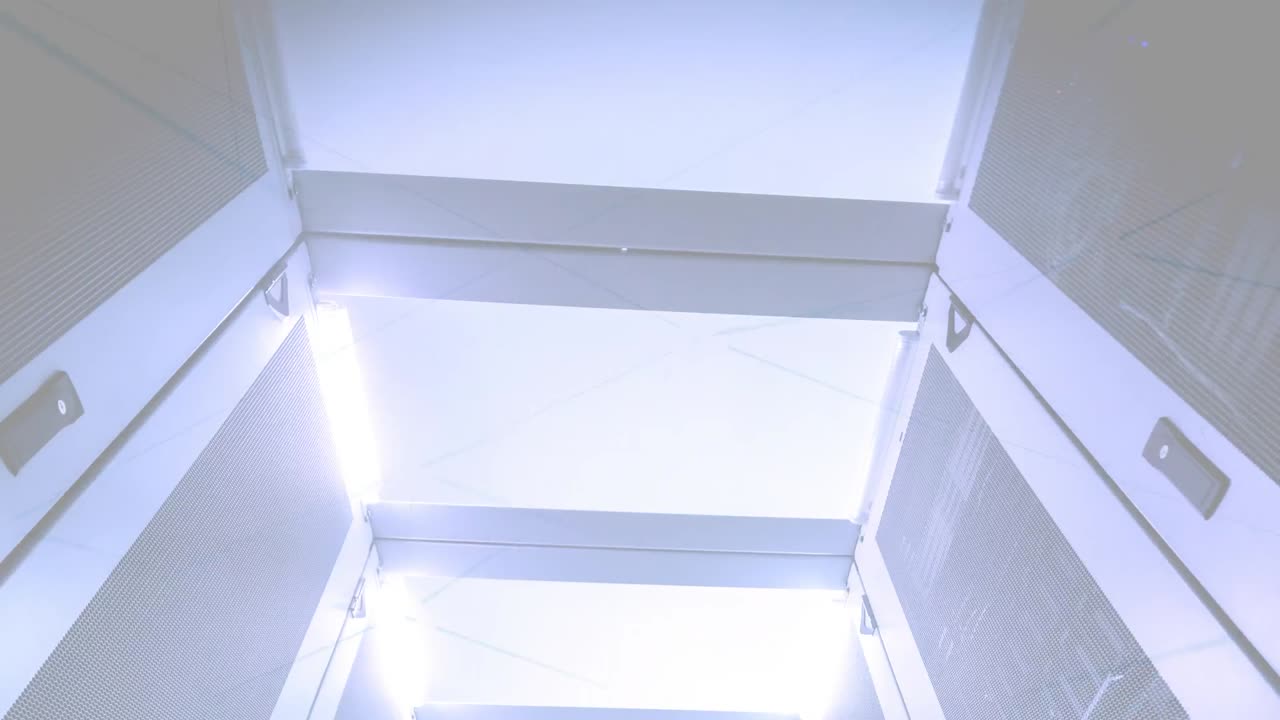 animación de la ventana en la sala del servidor de la computadora