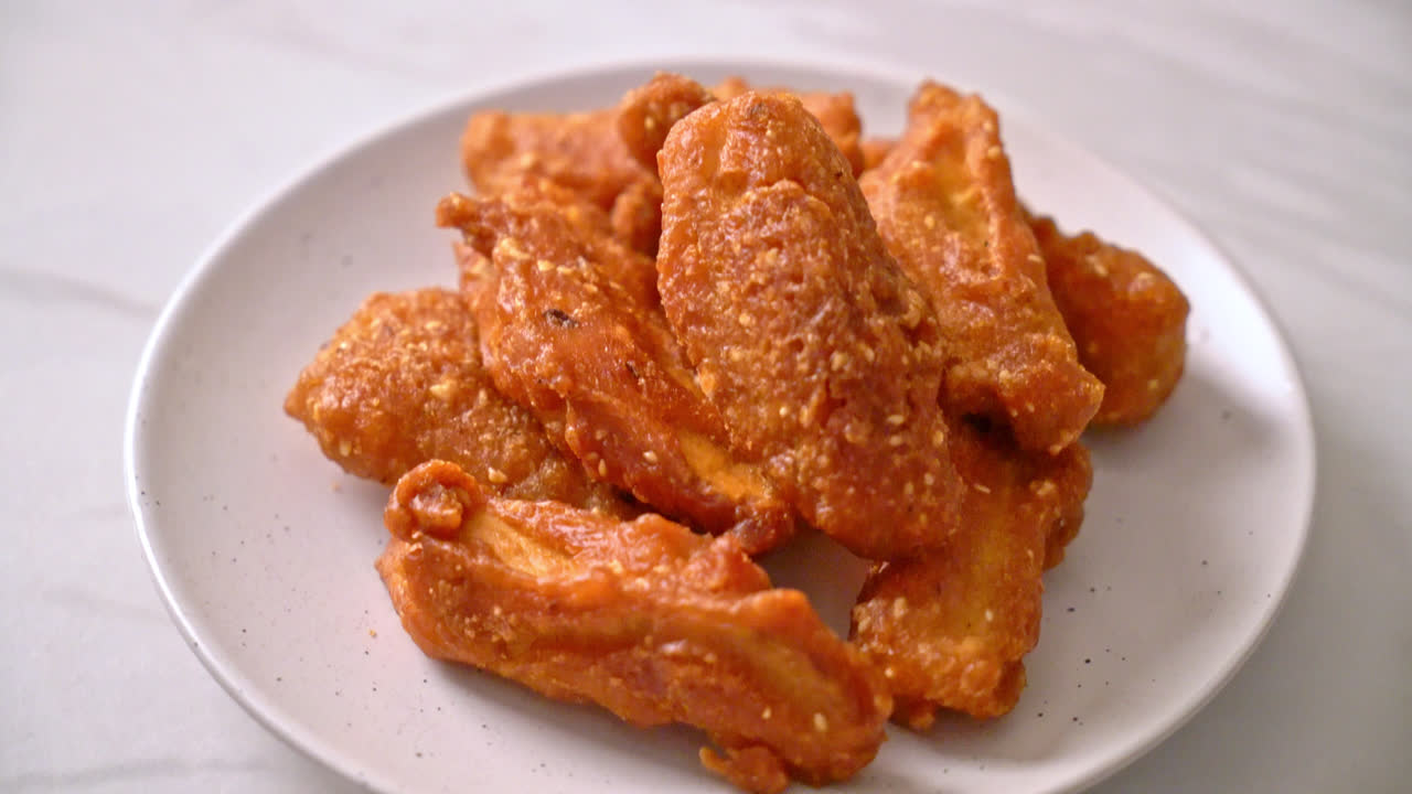 참깨 튀김 바나나 - 태국 음식 스타일