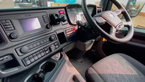 driver's cockpit of scania p410 xt