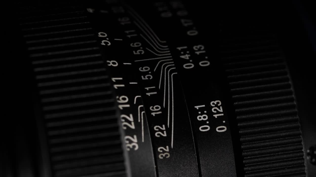 Macro close-up of the old lens.