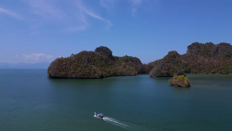 Isla-Del-Barco-De-Cola-Larga-Malsia-Langkawi