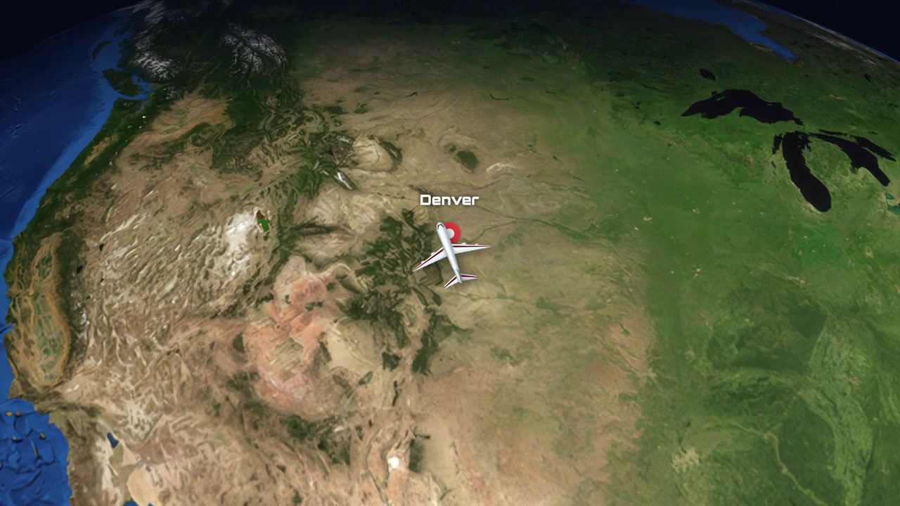 Satellitvisningsanimation følger et kommercielt fly, der flyver fra Mexico City nordpå til Denver, Colorado.