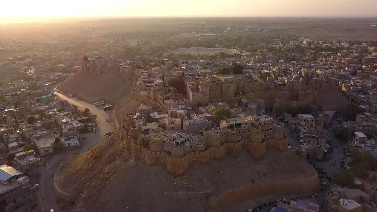 antena: ciudad del desierto jailsamer en india