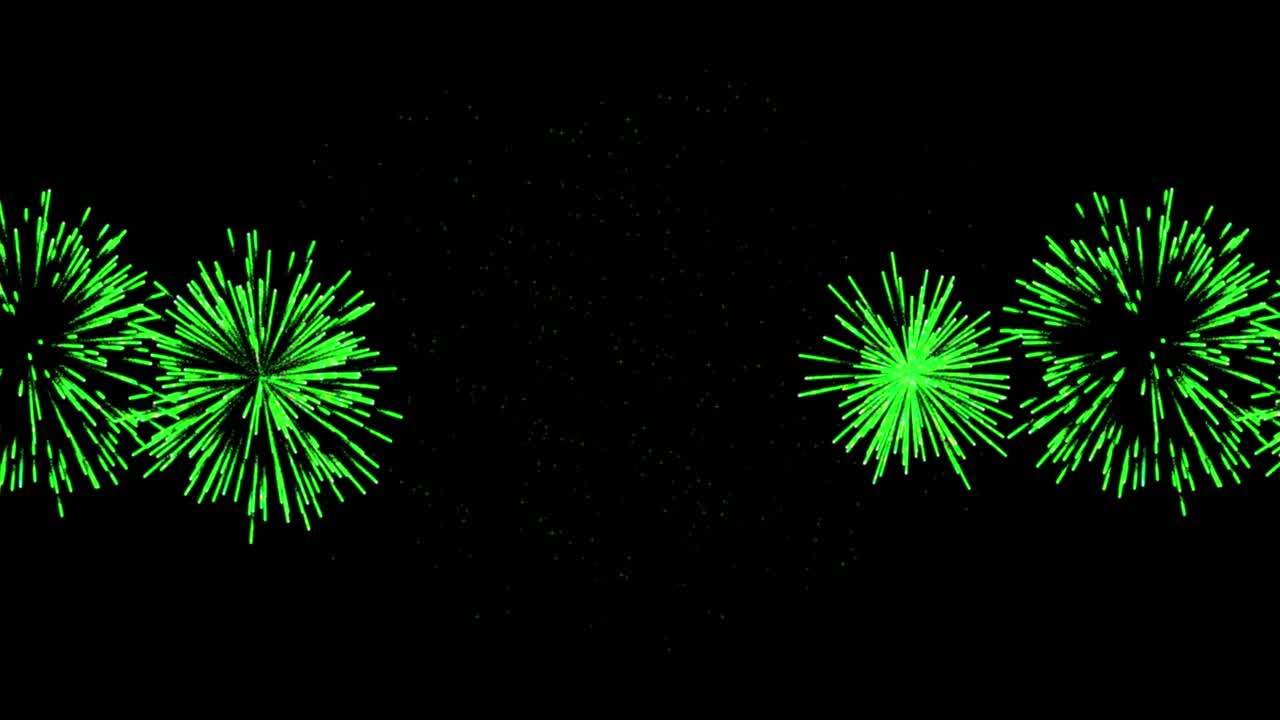 animación de navidad verde y fuegos artificiales de año nuevo explotando sobre un fondo negro