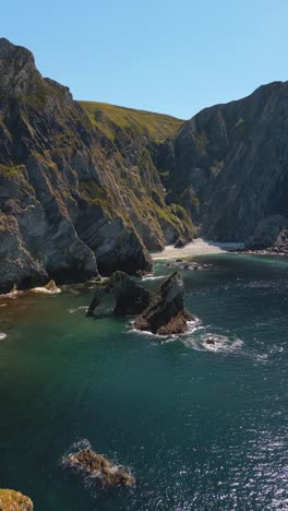 sturral 4k vertical drone footage - glencolumbkille - co.donegal - ireland - 55