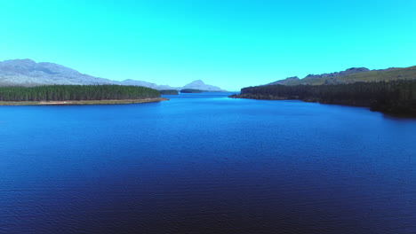 Sobre-Aguas-Tranquilas