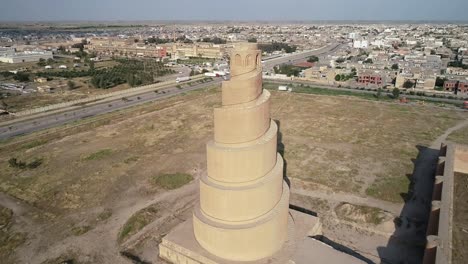 the great mosque of samarra was commissioned in 848 and completed its minaret, the malwiya tower