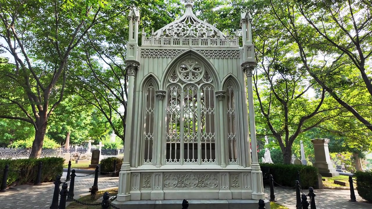 Grabstätte von Präsident James Monroe auf dem Hollywood Cemetery in Richmond, Virginia.