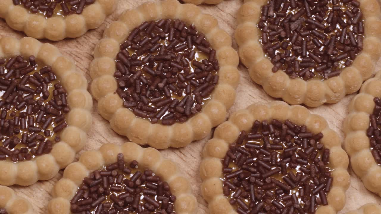 Jam Cookies with Chocolate Chips