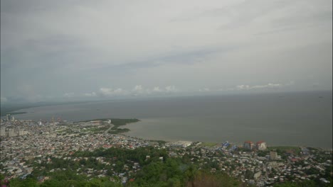 Lapso-De-Movimiento-épico-De-La-Ciudad-Caribeña-De-Puerto-España,-Trinidad