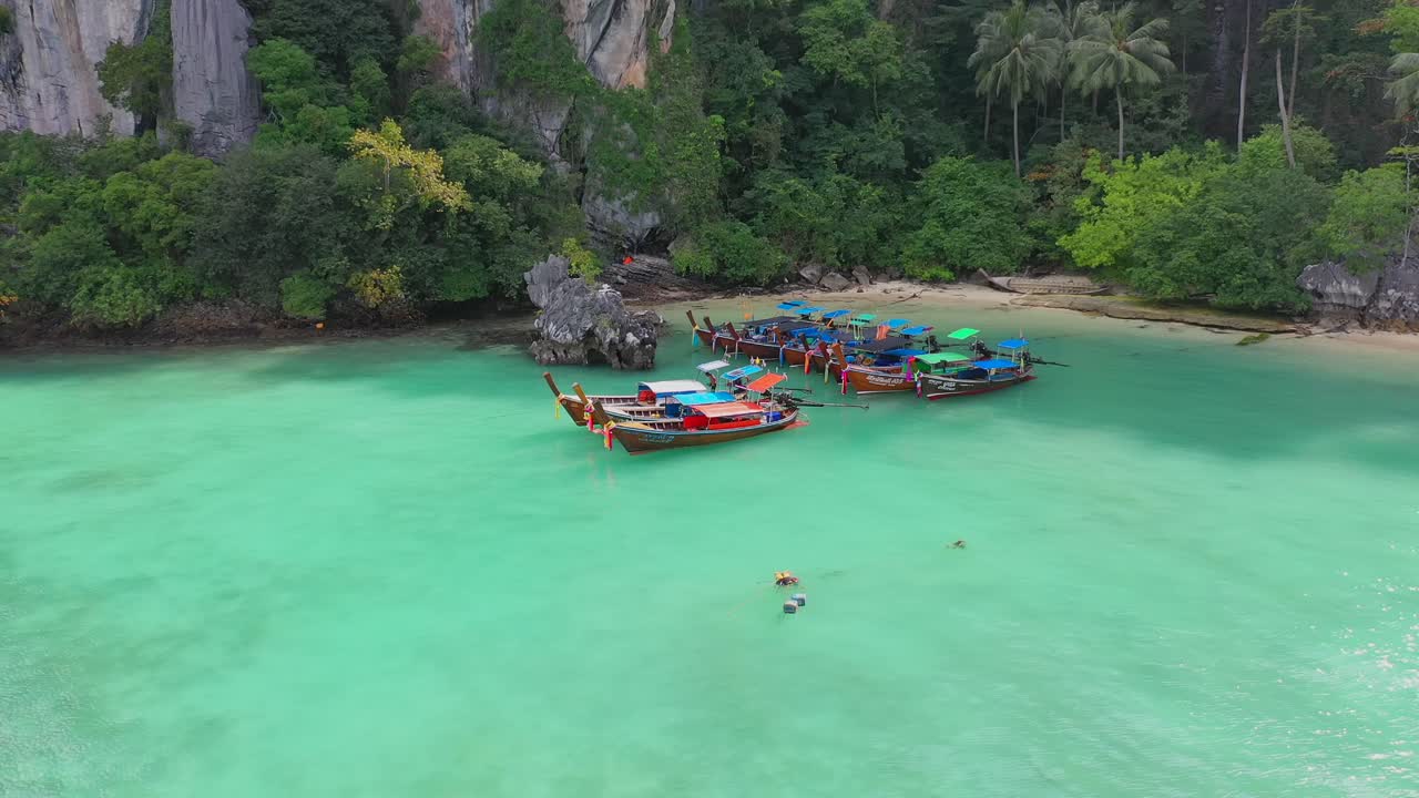 공중 드론 샷 코피 피 보트 열대 섬 - 태국 관광
