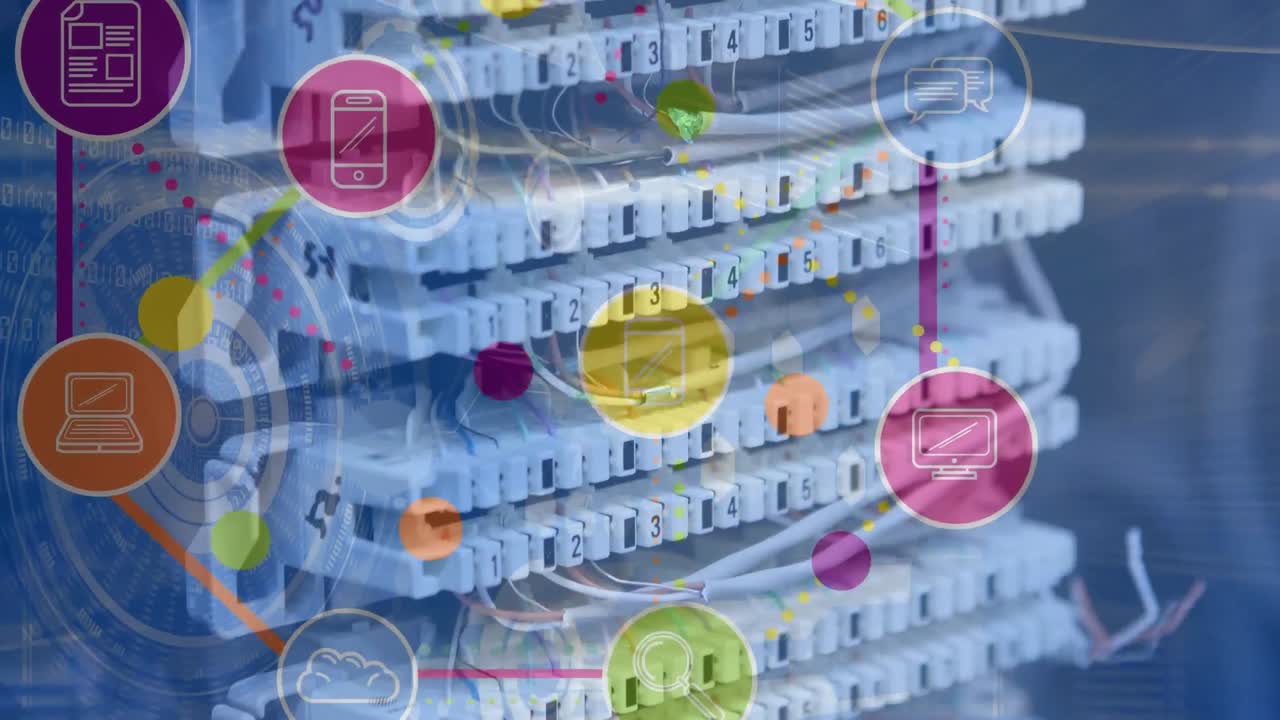 animación de la red de iconos digitales sobre escaneos y procesador de computadora