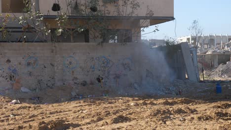 Edificio-Destruido-Durante-El-Conflicto-Bélico-Entre-Israel-Y-Hamas,-2023.