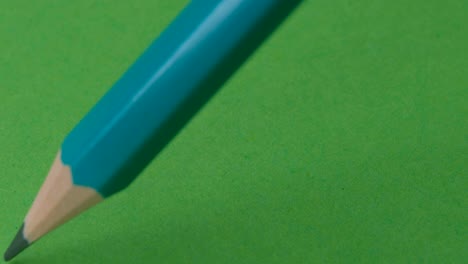 a simple pencil draws
