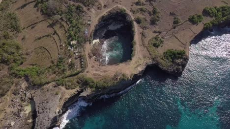 AERIAL:-Broken-Beach-in-Nusa-Penida-Indonesia