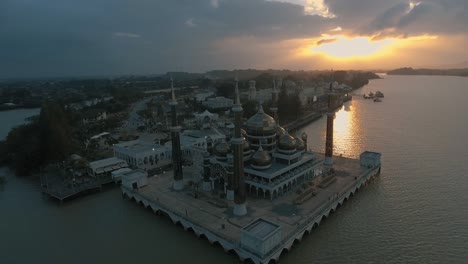 crystal mosque.