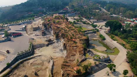 breksi cliff park o tebing breksi jogja, yogyakarta, indonesia