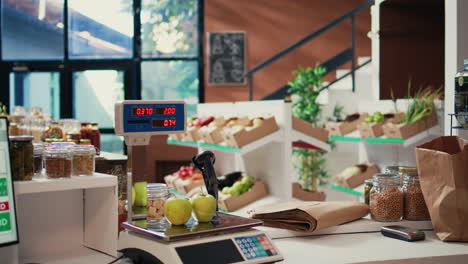 grocery store scale used to sell bulk items and weight goods