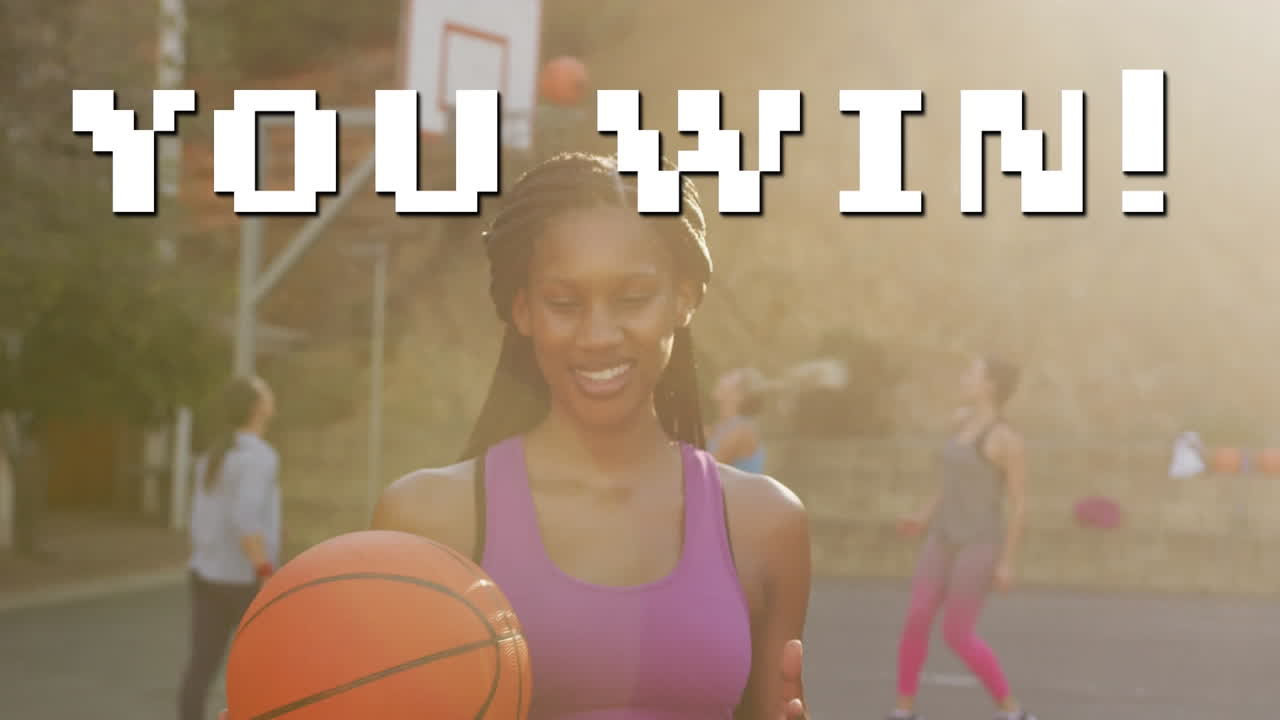 Texto 'Você Venceu' contra retrato de mulher afro-americana segurando uma bola de basquete em quadra de basquete