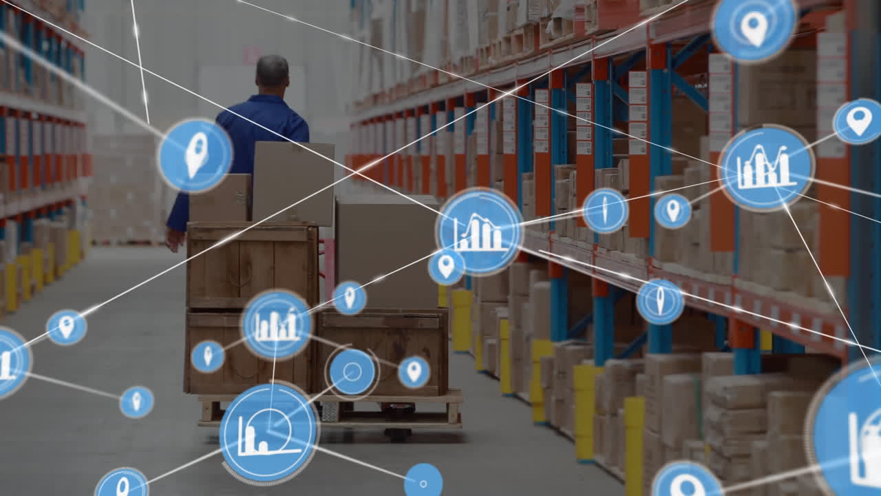 animación de la red de conexiones con iconos sobre el hombre que trabaja en el almacén