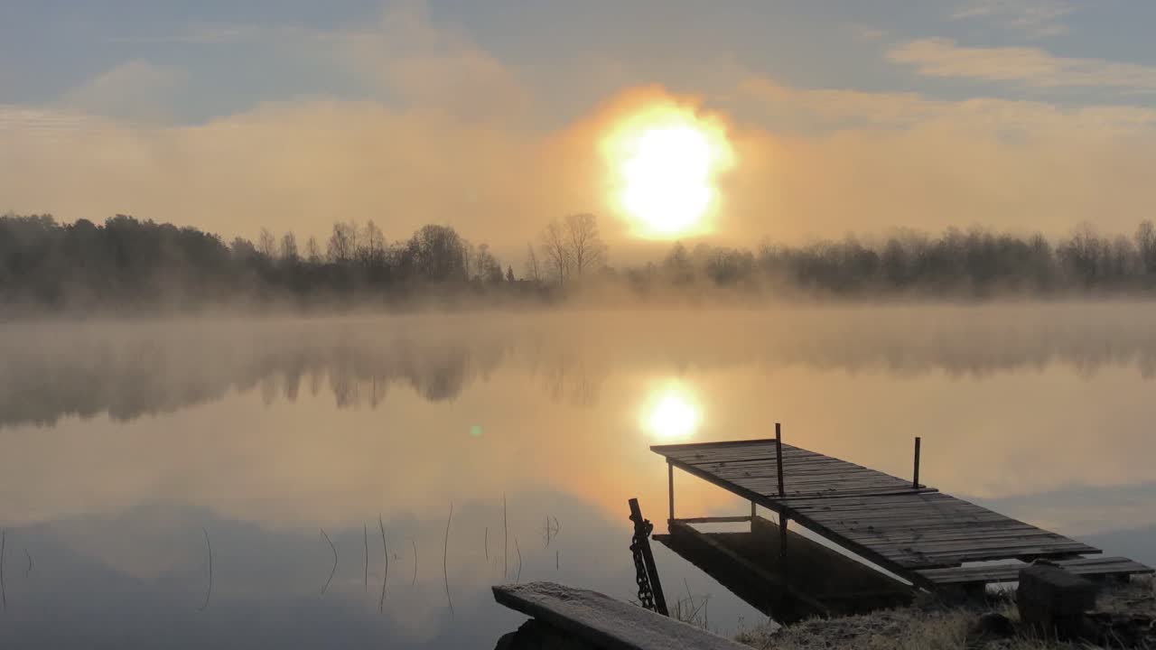 가을의 얼어붙은 아침