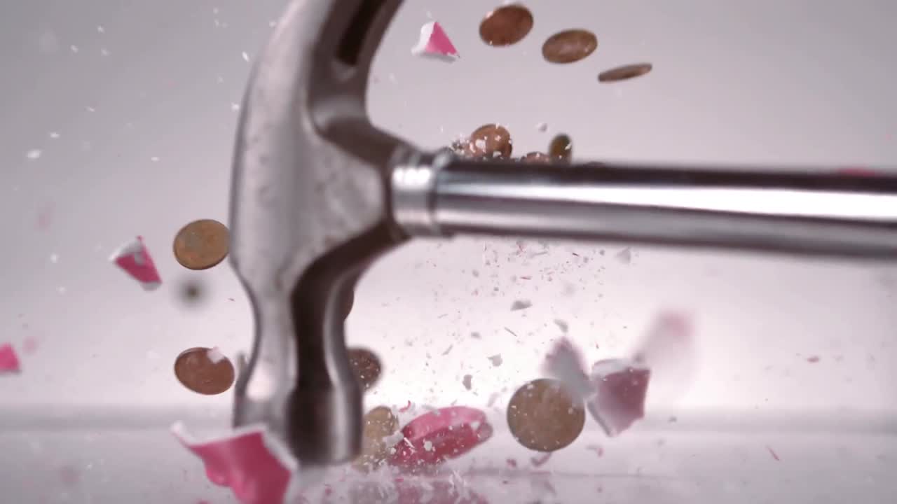 돼지 은행을 깨뜨리는 망치