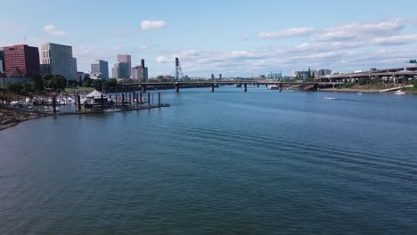 Portland-Oregon-Downtown-Waterfront-View