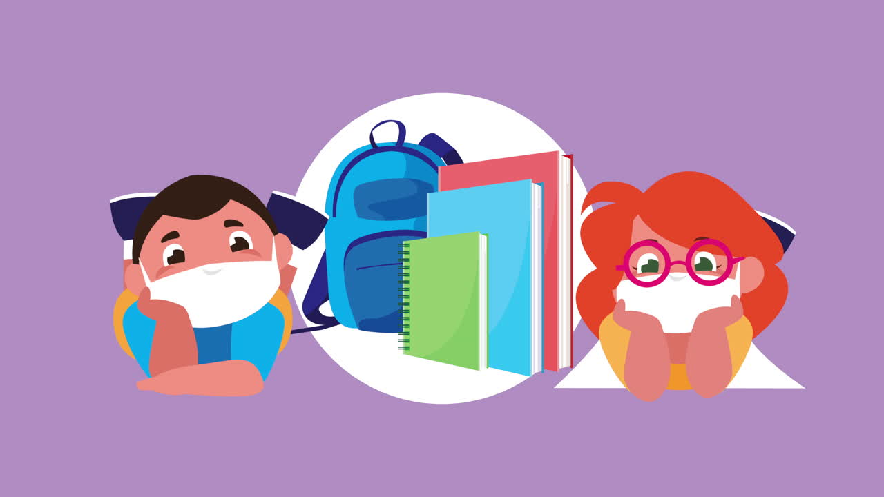 물품과 함께 의료 마스크를 착용하는 어린 학생들