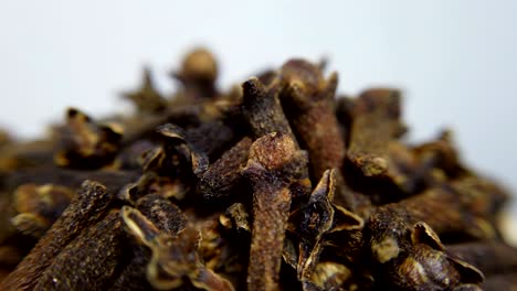 cloves in closeup, looping 360 macro video