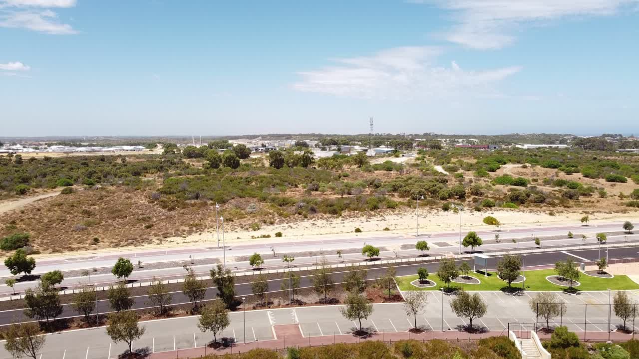 고속도로와 yanchep  ⁇ 에 있는 스플렌디 파크 오스트레일리아, 항공