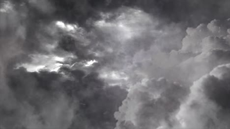 4k nube gris oscura en el cielo