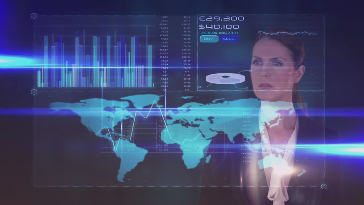animación de interfaz con procesamiento de datos sobre mujer de negocios caucásica tocando pantalla futurista