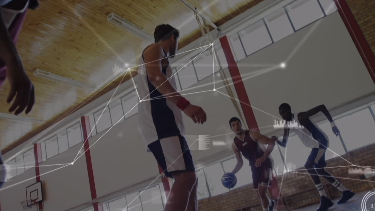 animación de redes de conexiones en un grupo de diversos jugadores de baloncesto en el gimnasio